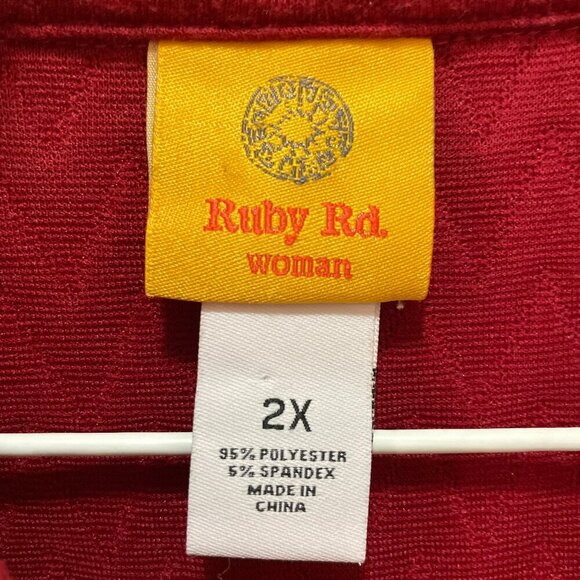 Ruby Rd Maroon quilted sleeveless vest size 2X - Picture 2 of 4